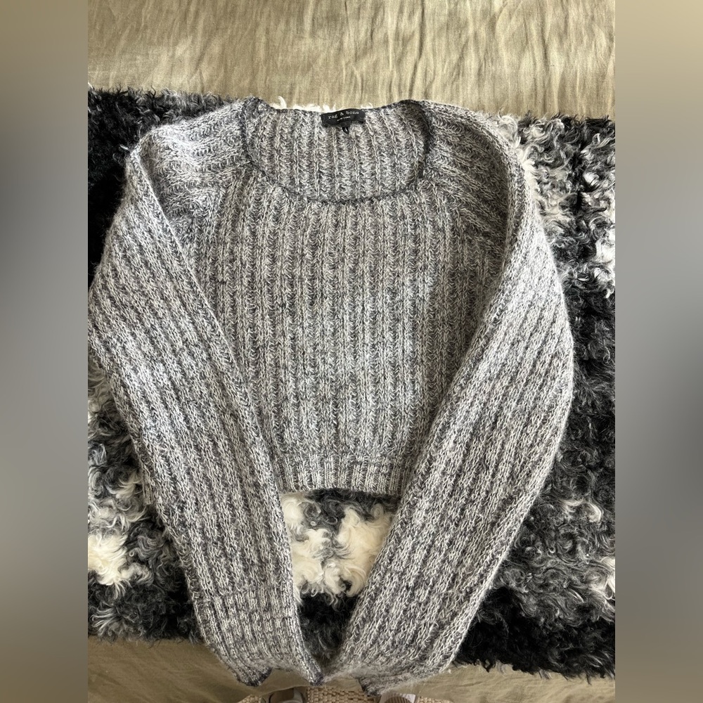 Rag and bone cropped gray sweater